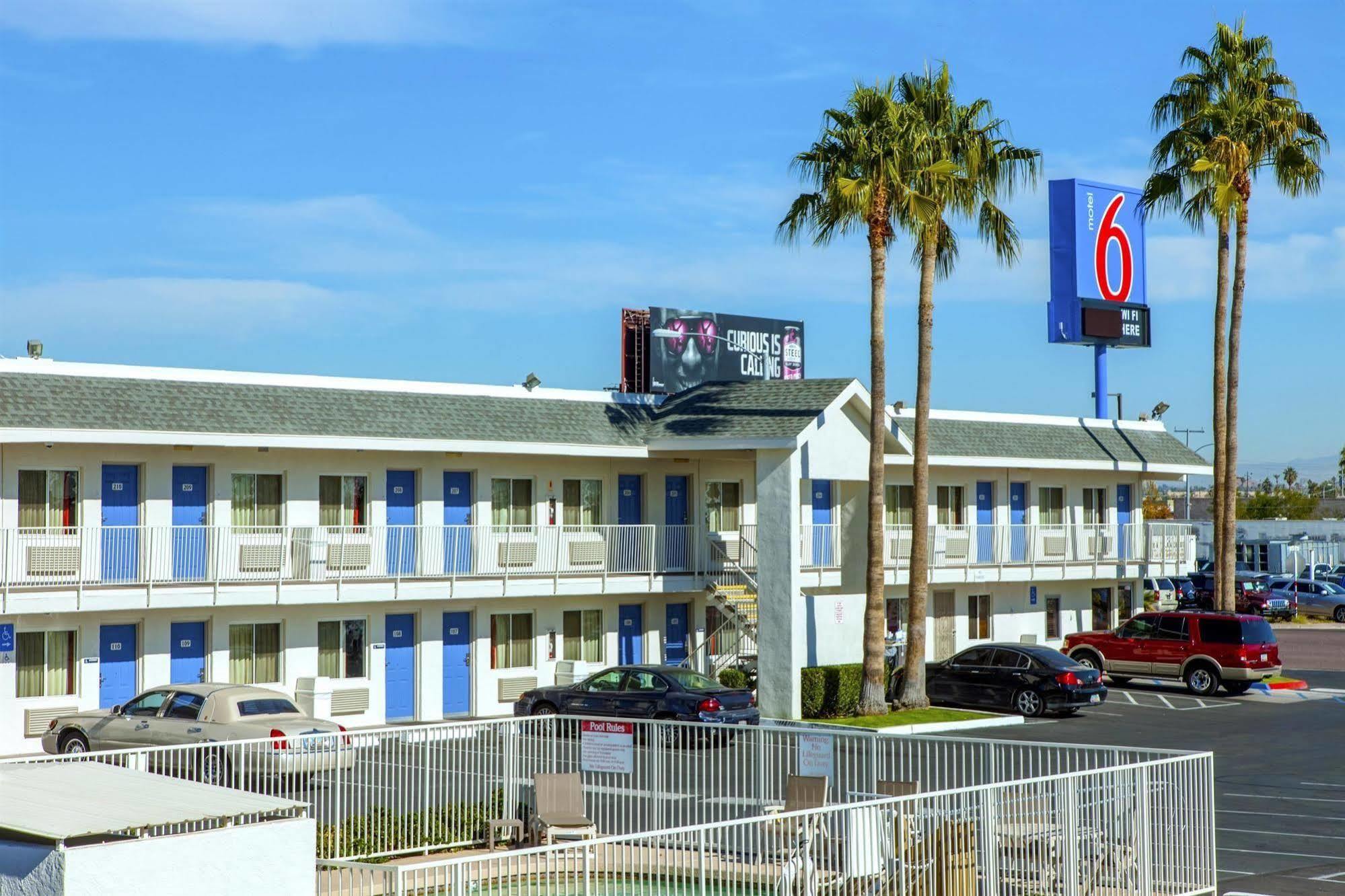 Motel 6-Phoenix, Az - Airport - 24Th Street Kültér fotó
