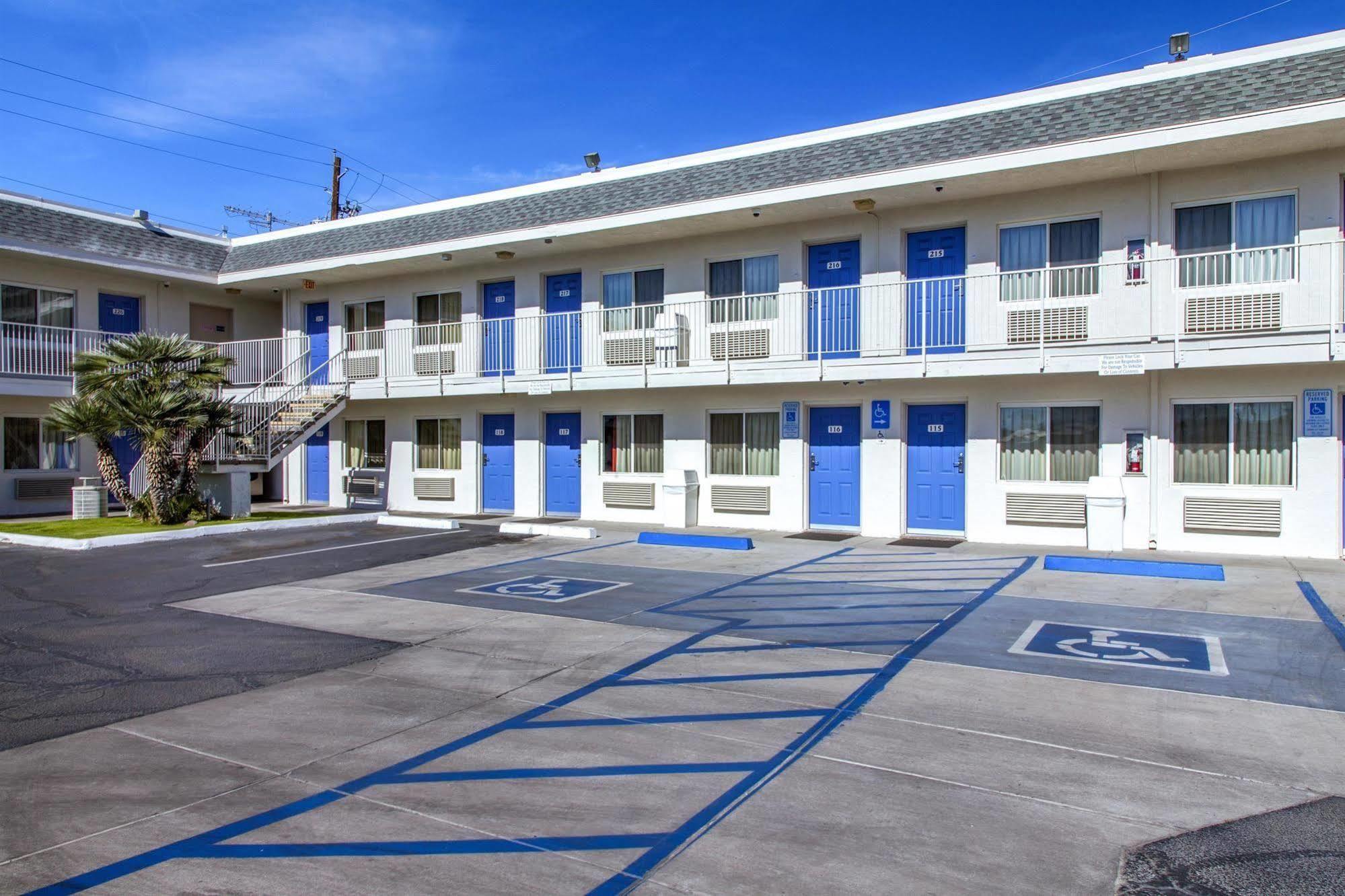 Motel 6-Phoenix, Az - Airport - 24Th Street Kültér fotó
